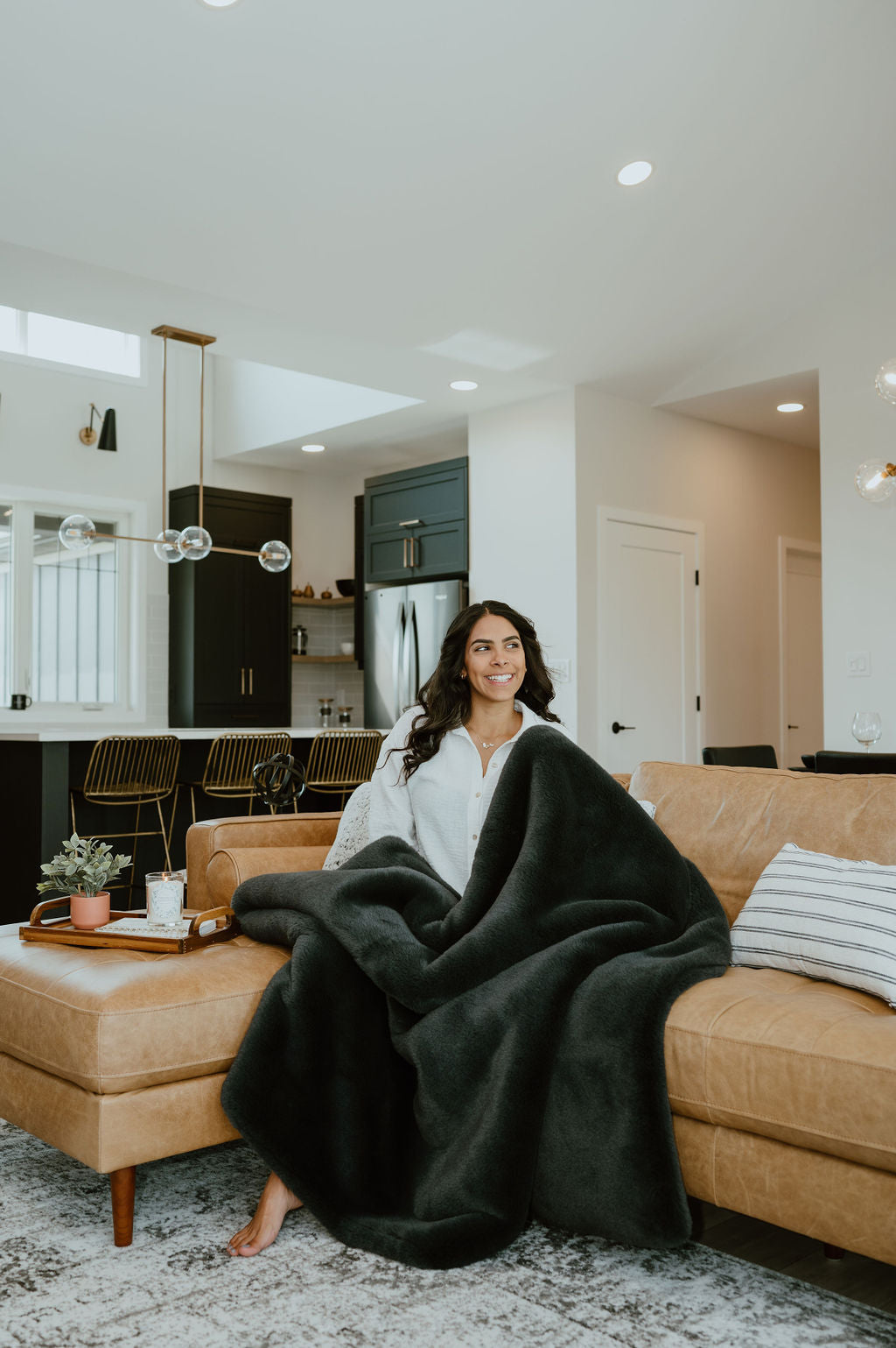 Double Sided Faux Fur Blanket Black