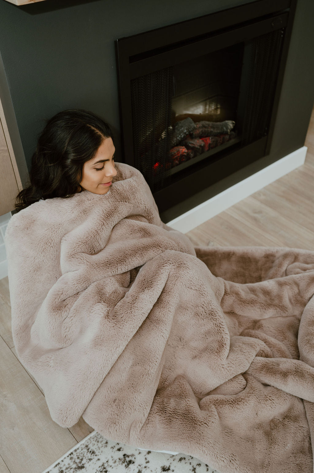 Double Sided Faux Fur Blanket Taupe