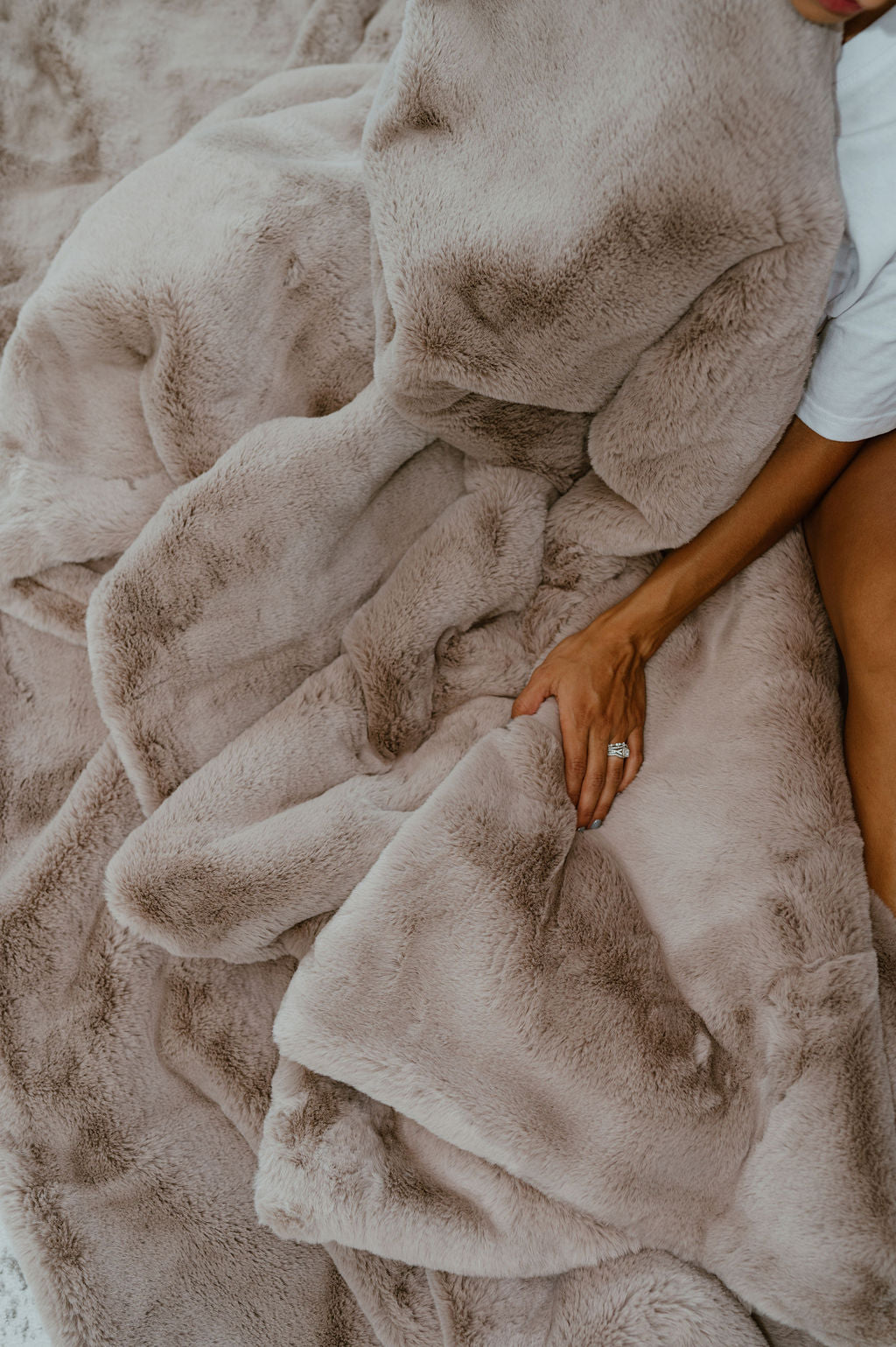 Double Sided Faux Fur Blanket Taupe