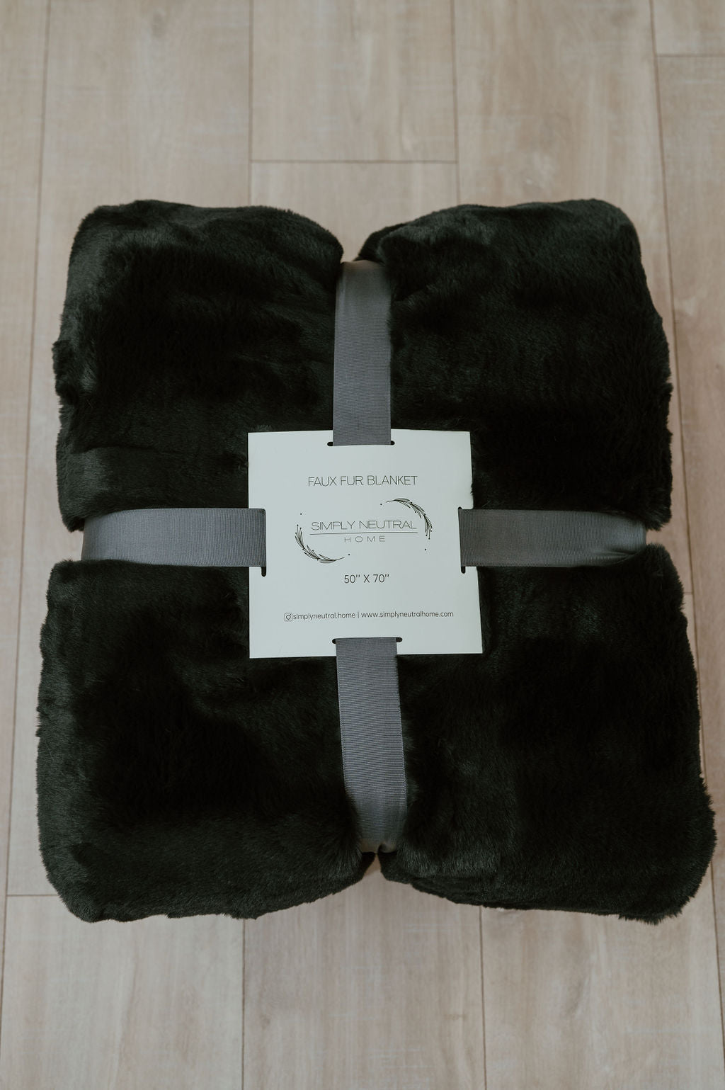 Double Sided Faux Fur Blanket Black