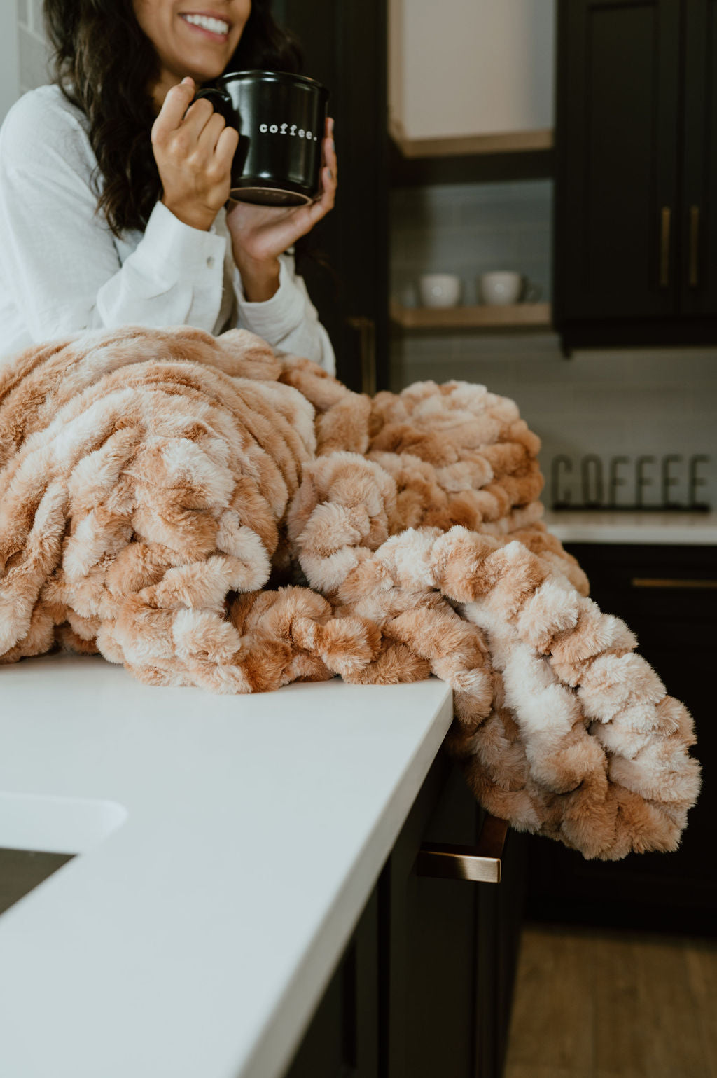 Double Sided Faux Fur Blanket Stretch Brown